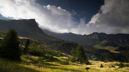 Obraz premium Mountain landscape in Alps