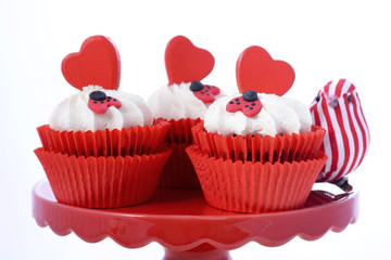 Red and white Valentine cupcakes