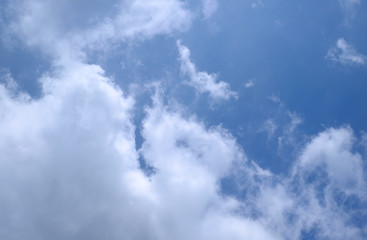 Obraz premium Abstract White clouds on a blue sky background