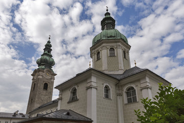 Fototapeta na wymiar Stiftskirche Sankt Peter in Salzburg, Austria
