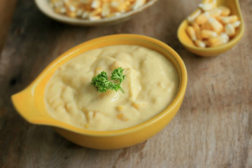 Corn soup with parsley