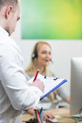 Obraz premium business, people, paperwork and technology concept - businessman