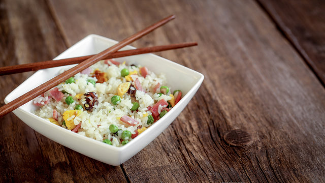 bol moderne de riz cantonais 1