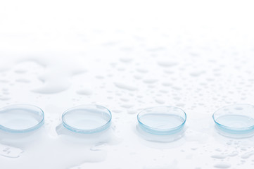 Wet contact lenses