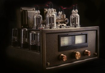 handmade tube amplifier