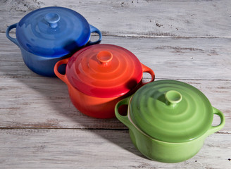 kitchen-ceramic dishes