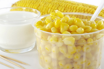 Sweet corn / Close up grain of sweet corn in the cup on the table.