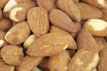 Pile of almonds / Pile of almonds use as background.