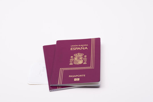 Pasaportes espa&ntilde;oles.