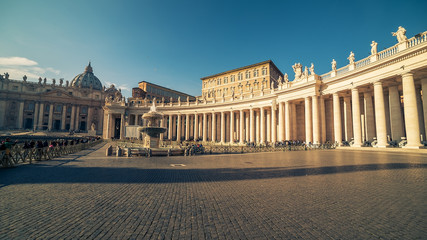 Vatican City and Rome, Italy: St. Peter's Square  - obrazy, fototapety, plakaty