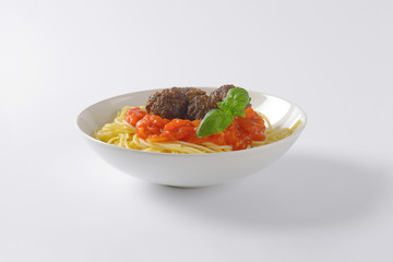 Meatballs in tomato sauce with spaghetti