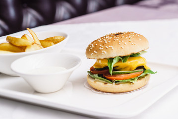 cheeseburger with potato