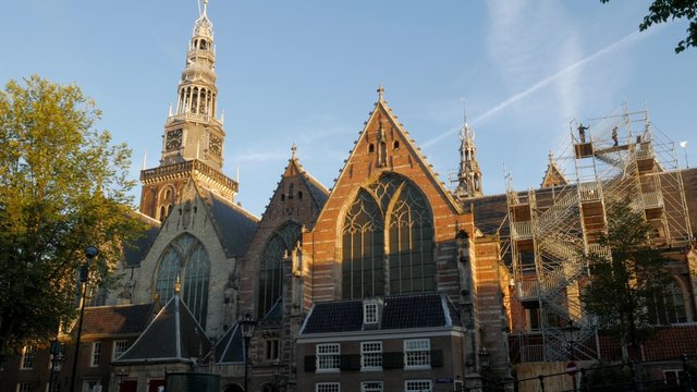 De Oude Kerk at dawn in Amsterdam. Shot in 4K