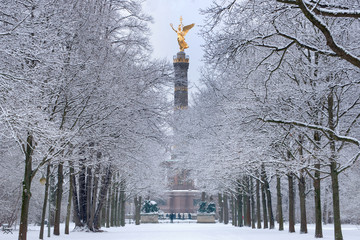 Siegessäule Berlin im Winterkleid