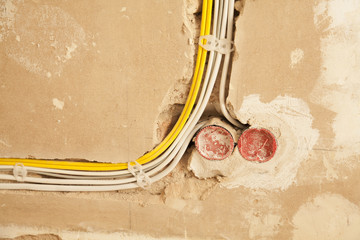 Neue Stromleitungen werden verlegt