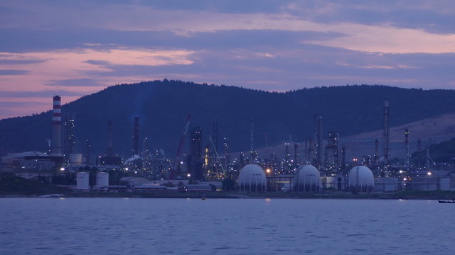 aliaga oil refinery, petrochemical petrol plant, izmir, turkey, timelapse