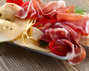 jamon with cheese