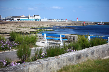 Banc avec vue sur la mer