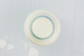 Milchflasche von oben