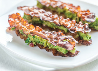 Bacon and guacamole sammies