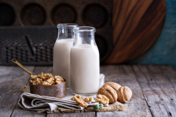 Walnut nut vegan milk