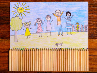 kids drawing happy family picture