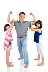 Fototapeta premium Asian family