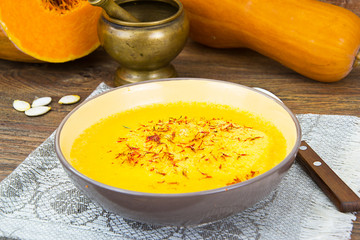 Carrot Cream Soup with Saffron Diet Food
