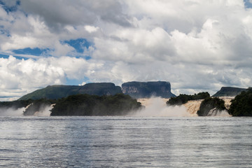 Fototapeta premium Canaima Lagoon waterfalls at river Carrao in Venezuela