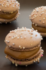 Dulce De Leche Macaron