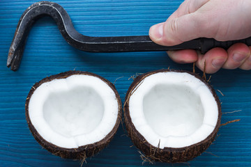 simple way to split a coconut with a crowbar
