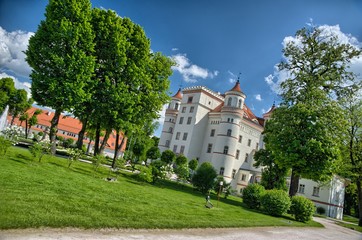 Fototapeta na wymiar Wojanow Castle in Poland