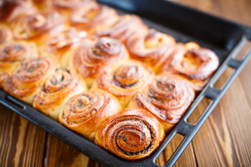 twisted bun with poppy seeds