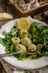 Ricotta dumplings with spinach