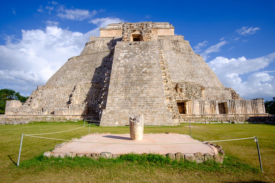 Scenic view of Mayan pyramid in Uxmal