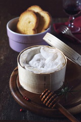 French Mont D'or cheese and red wine