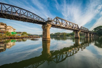 Foto op Canvas The death railway bridge over Kwai river © wuttichok