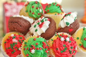 Cupcakes and cookies