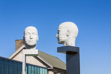 Fototapeta premium Head statue in Berlin, Germany 