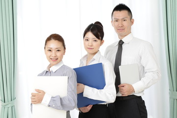 ビジネスマンとビジネスウーマン