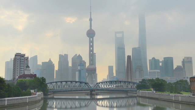 Shanghai bund Garden bridge at skyline