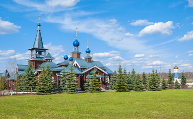 Fototapeta na wymiar Church of the Epiphany in the village of Borodino, the Moscow Region