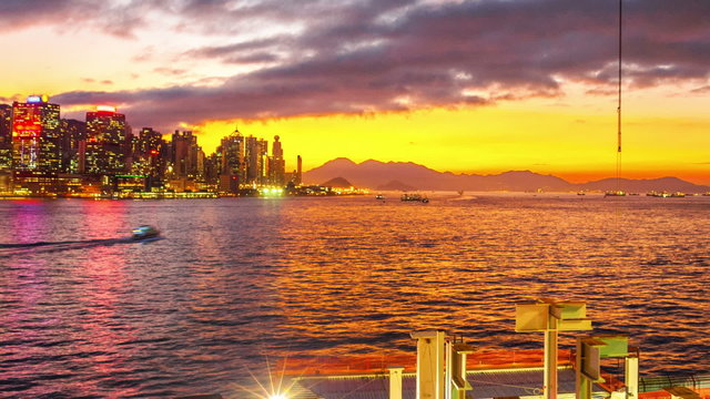 One of many construction sites in HongKong. Timelapse.