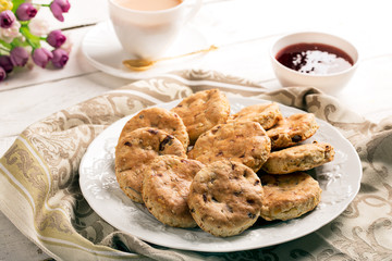 Baked English biscuits