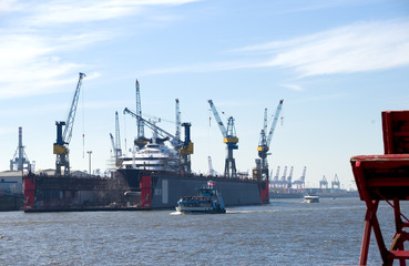 Fototapeta premium Hafen in Hamburg
