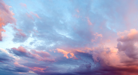 Fototapeta na wymiar cloud cloud before the storm