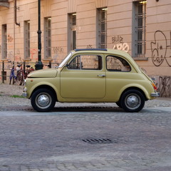 Fiat 500 Gialla