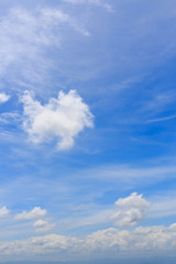 Naklejka na ściany i meble cloud on clear blue sky, cloudy dramatic sky background
