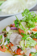 Spicy beef salad