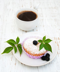 Muffins with fresh blackberries